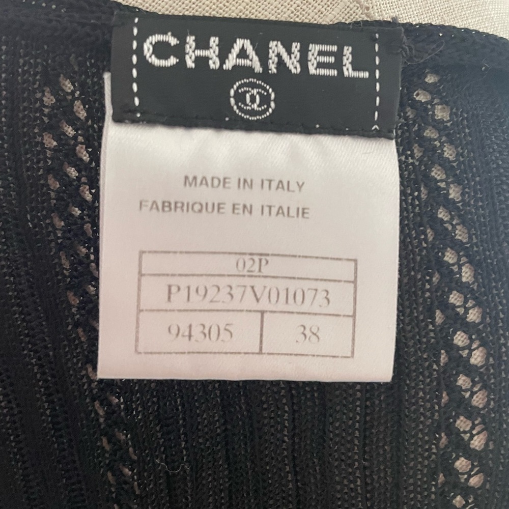 CHANEL BLACK CROP TOP SIZE 38 - Picture 11 of 17